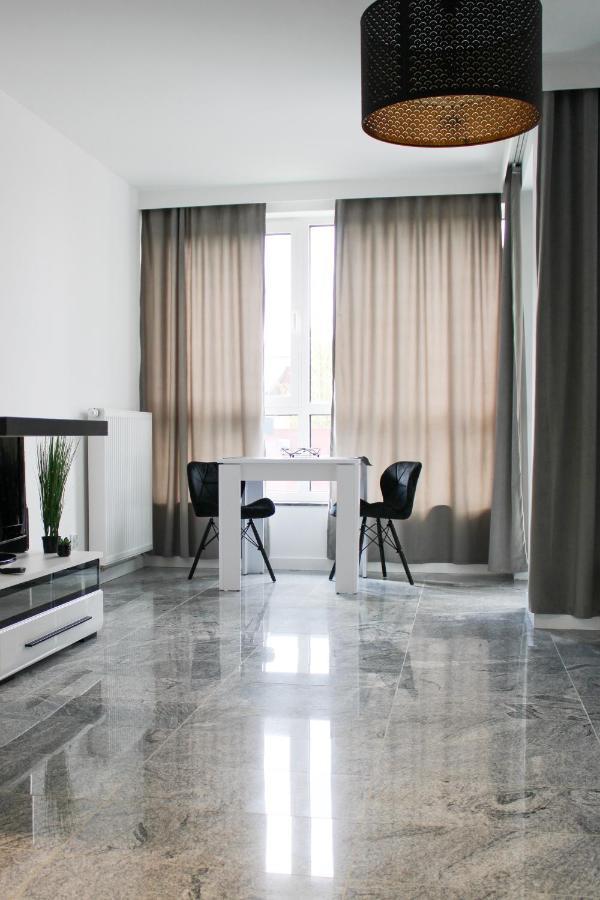 Apartament White-Niska Z Garazem Podziemnym Кельце Экстерьер фото