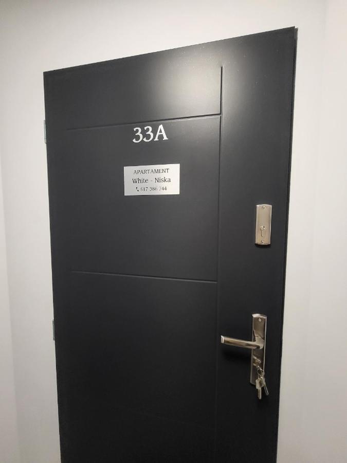 Apartament White-Niska Z Garazem Podziemnym Кельце Экстерьер фото